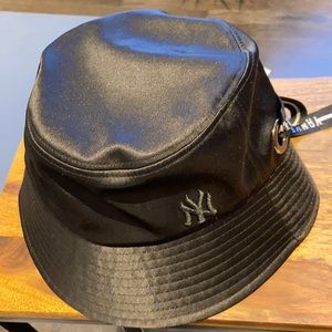 Nylon satin Bucket hat with ribbon